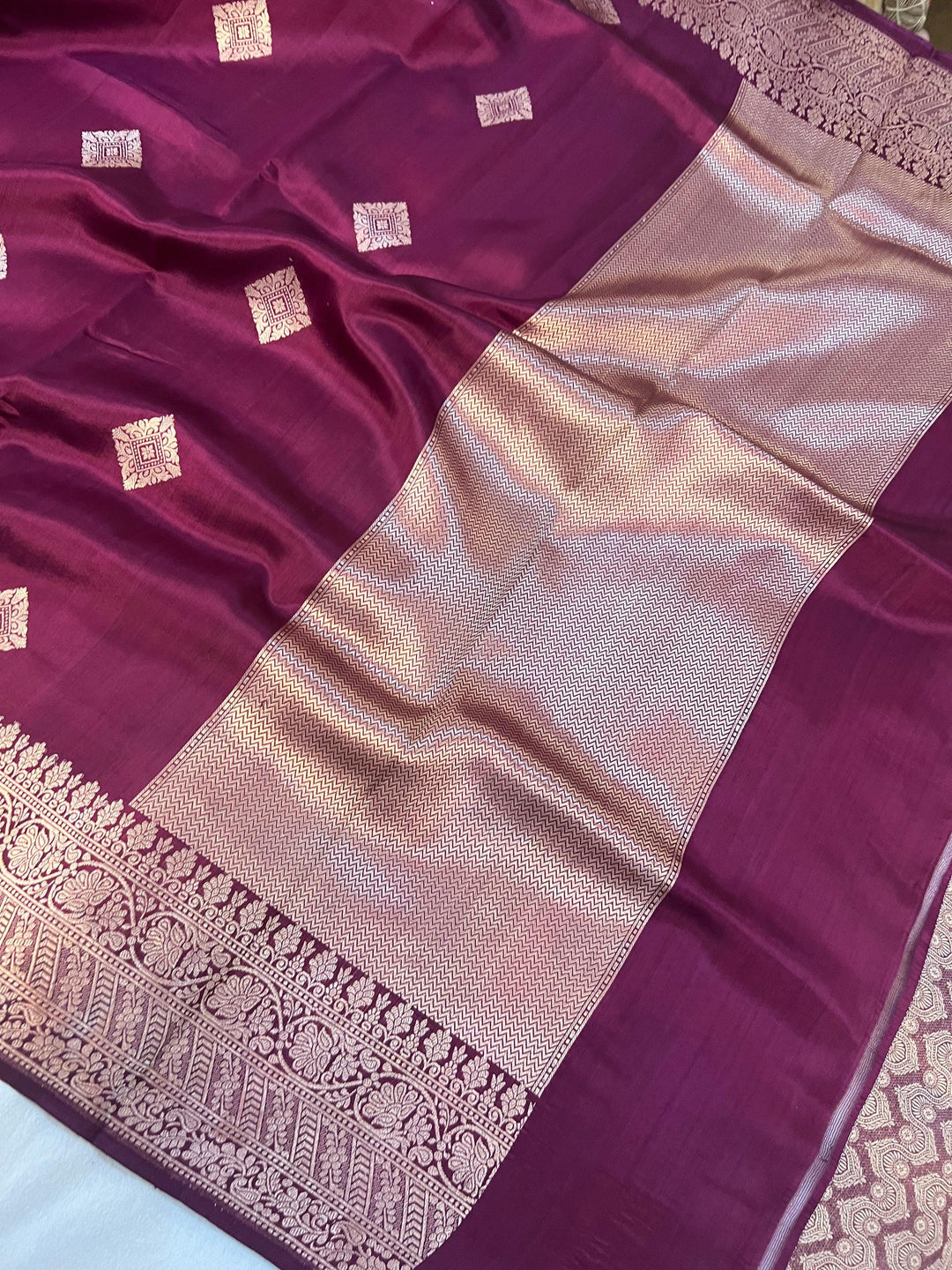 Maroon Pure Banarasi Handloom Silk Saree - Aura Benaras