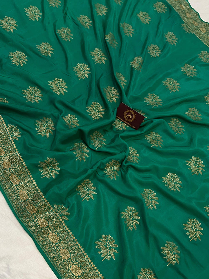 Rama Green Pure Banarasi Khaddi Crepe Silk Saree - Aura Benaras
