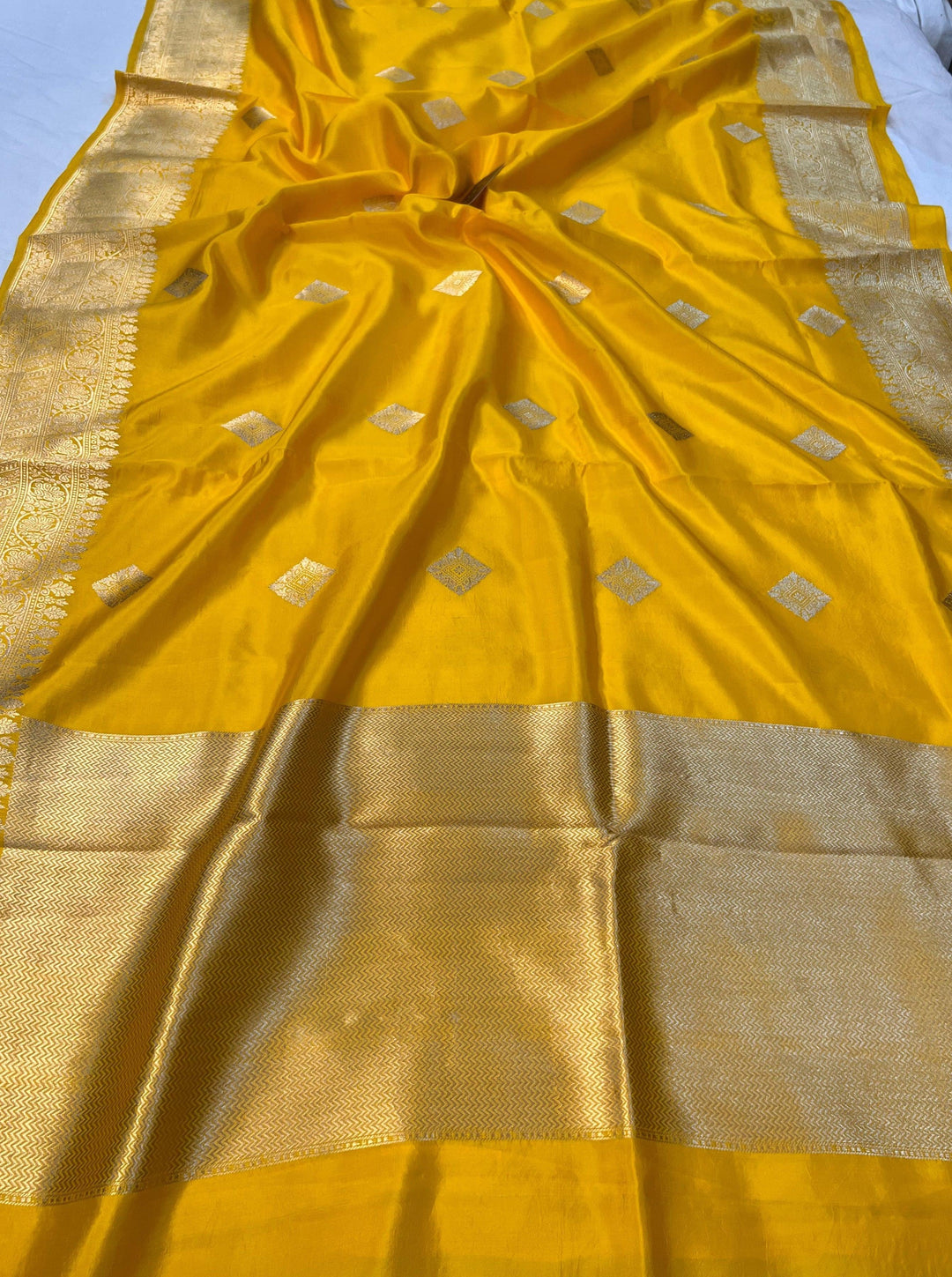 Yellow Pure Banarasi Handloom Silk Saree - Aura Benaras