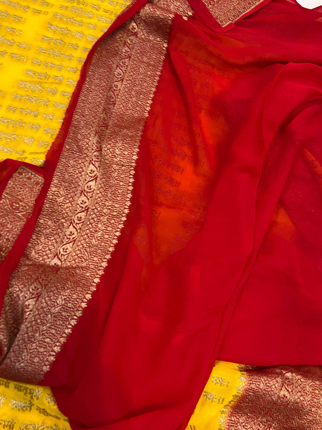 Yellow Banarasi Handloom Pure Georgette Silk Saree - Aura Benaras