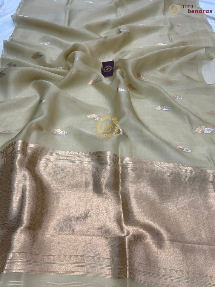 Dusty Beige Pure Kora Silk Handloom Banarasi Saree