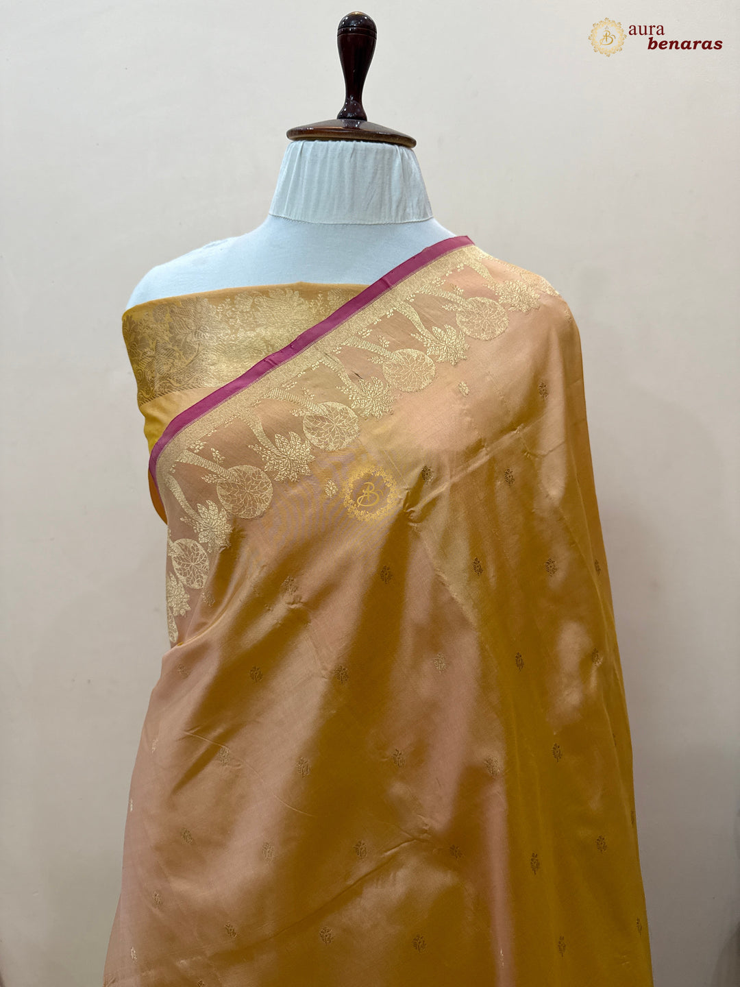 Pastel Peach Pure Katan Silk Handloom Banarasi Saree