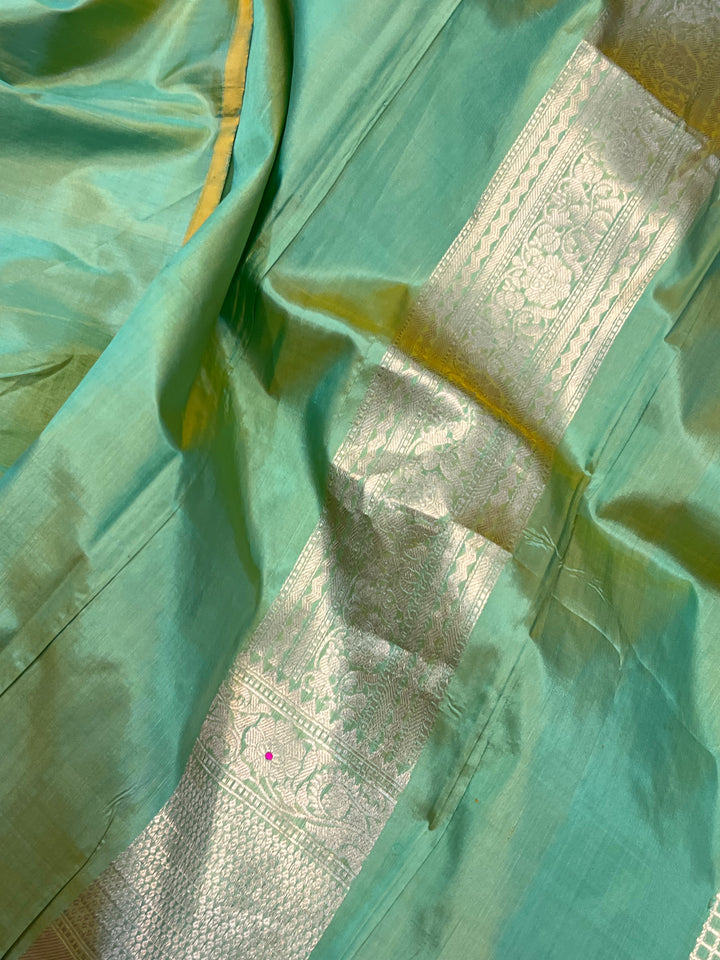 Sea Green Banarasi Handloom Katan Silk Saree - Aura Benaras