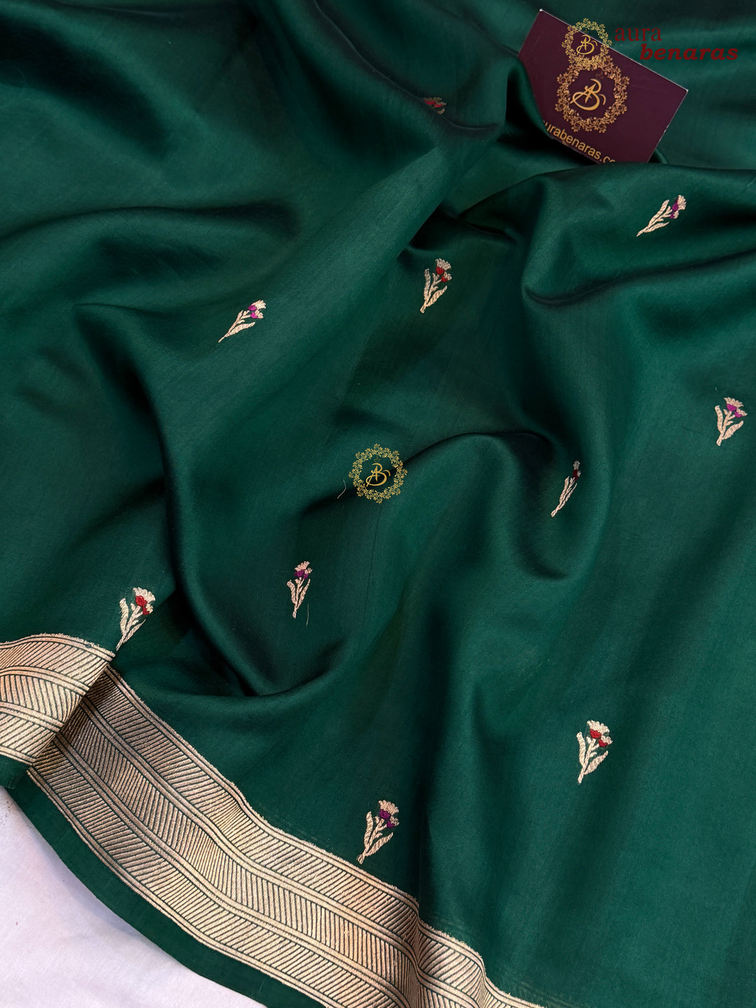 Bottle Green Pure Silk Handloom Banarasi Saree - AuraBenaras