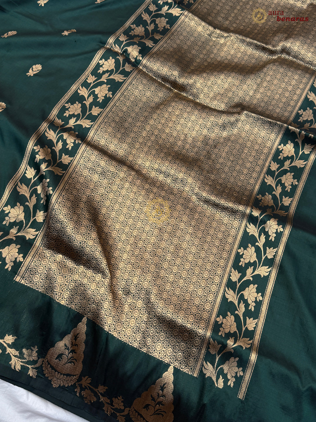 Bottle Green Pure Katan Silk Handloom Banarasi Saree