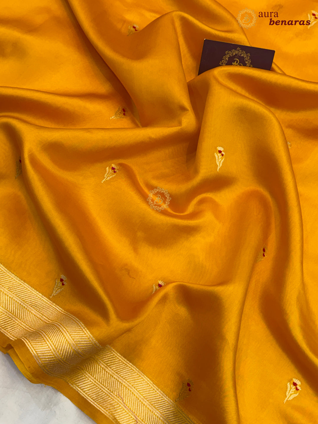 Yellow Pure Silk Handloom Banarasi Saree - AuraBenaras