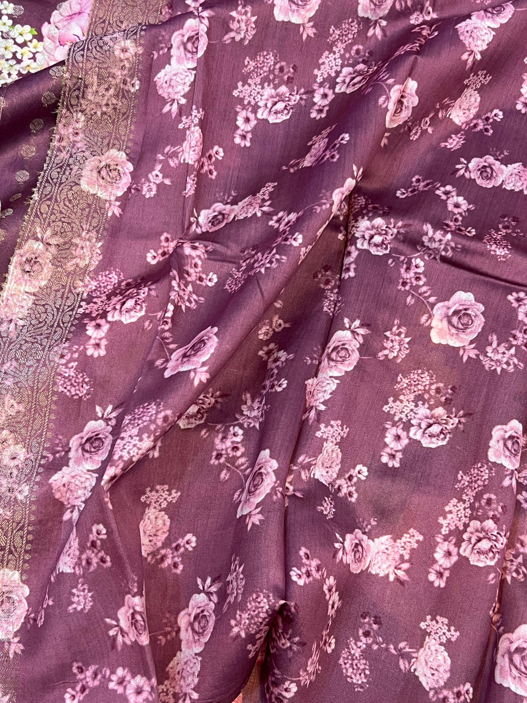 Deep Onion Pink Banarasi Handloom Chiniya Silk Saree - Aura Benaras