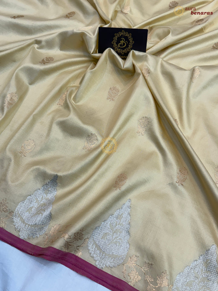 Cream Pure Katan Silk Handloom Banarasi Saree