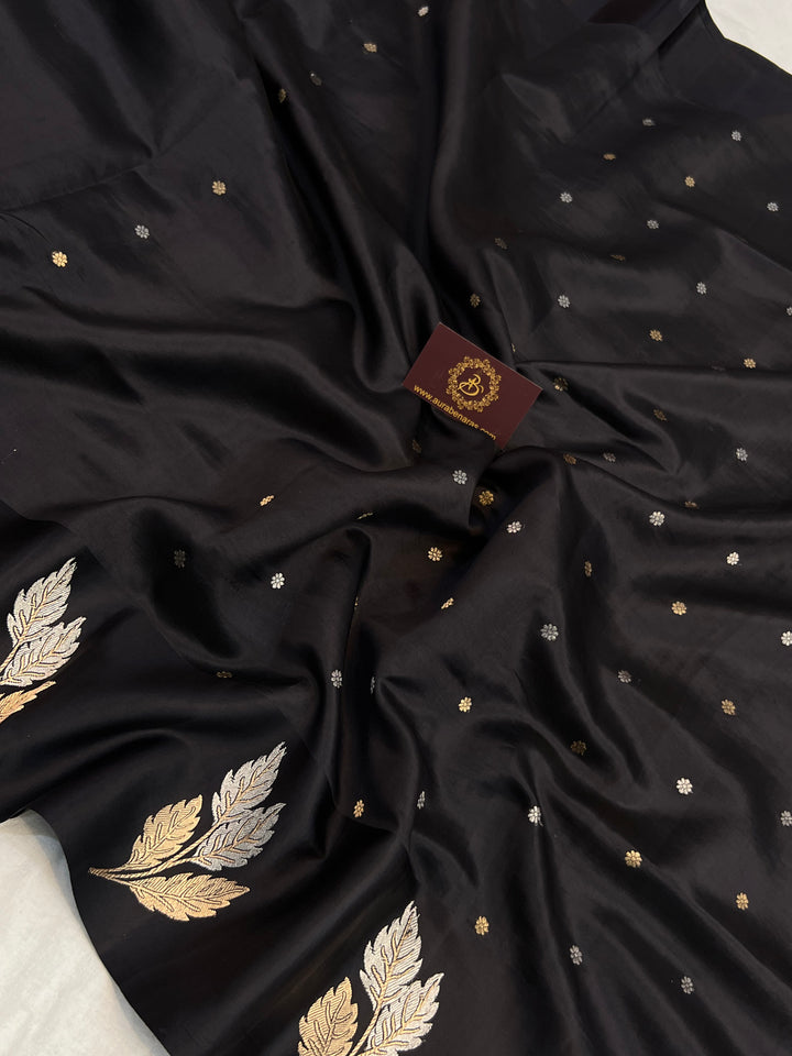 Black Pure Silk Banarasi Saree – Kadhwa Motifs & Mashru Border