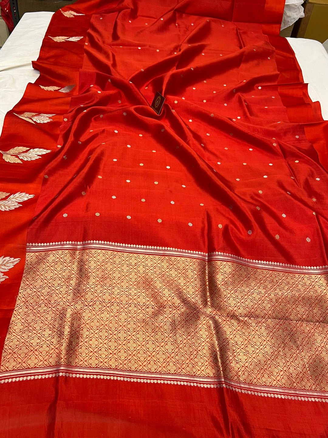 Red Pure Silk Handloom Banarasi Saree with Kadhwa motifs