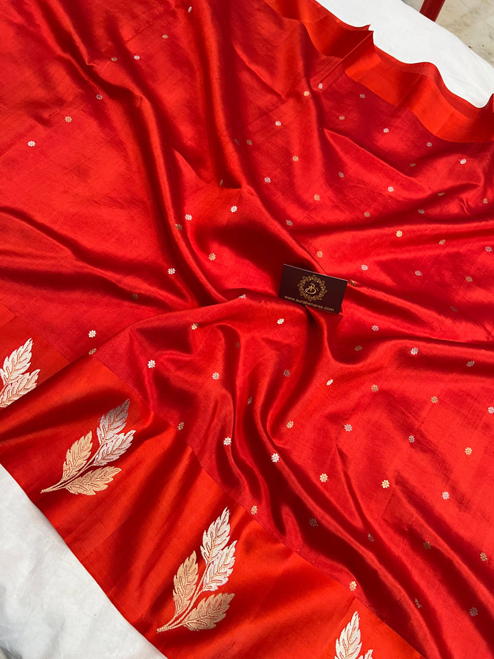 Red Pure Silk Handloom Banarasi Saree with Kadhwa motifs