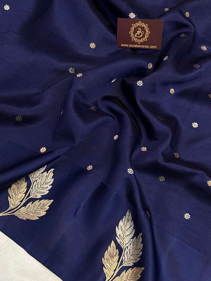 Navy Blue Pure Silk Banarasi Saree – Kadhwa Motifs & Mashru Border