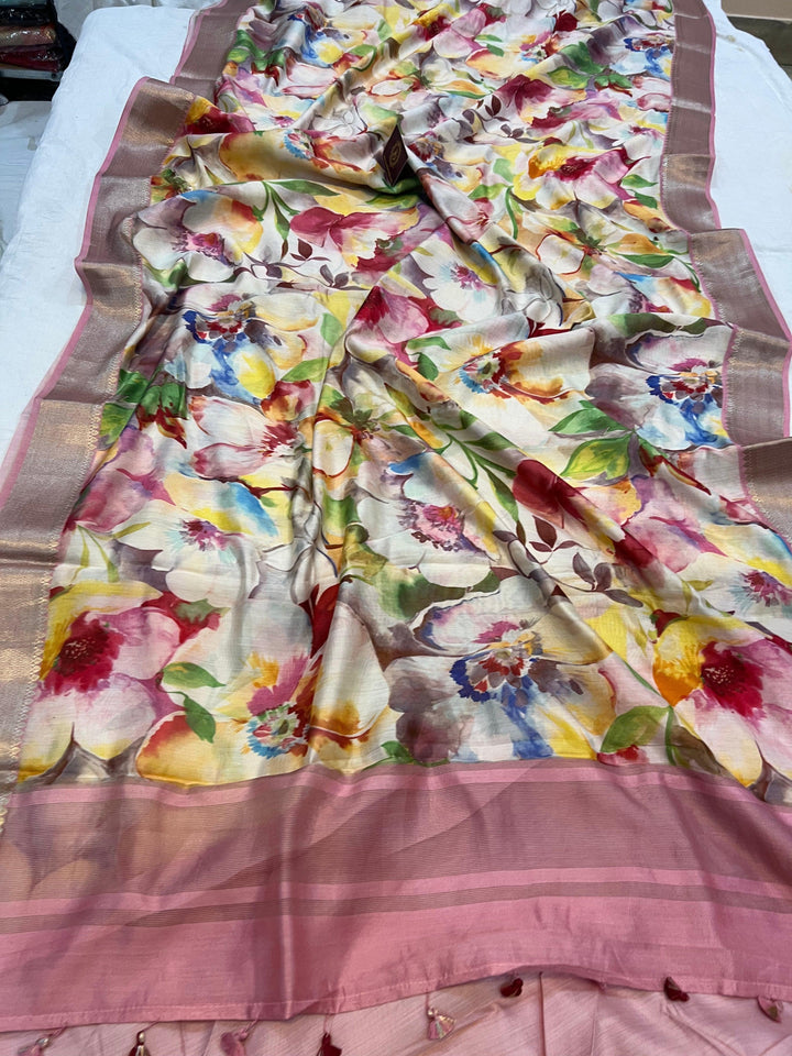 White Banarasi Handloom Chiniya Silk Saree - Aura Benaras