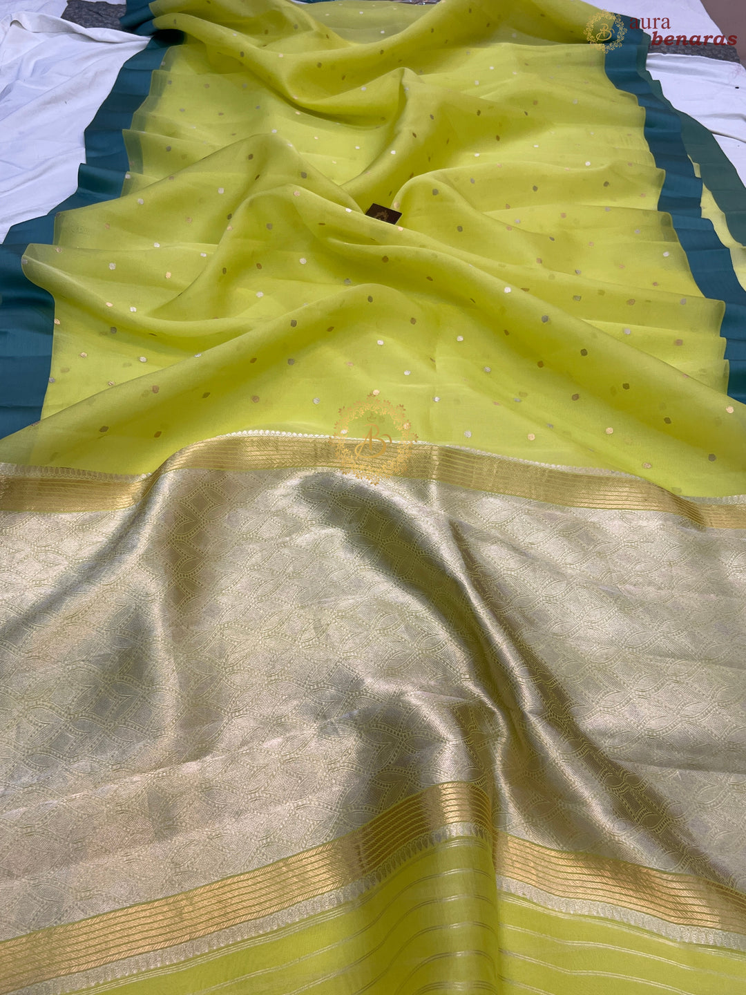 Neon Yellow Pure Banarasi Handloom Kora Silk Saree with Kadhwa Buti & Mashru Border