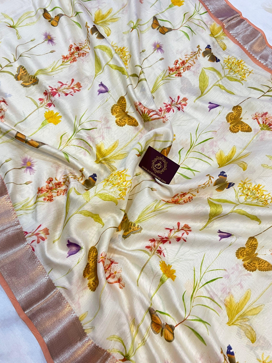 Cream Banarasi Handloom Chiniya Silk Saree - Aura Benaras