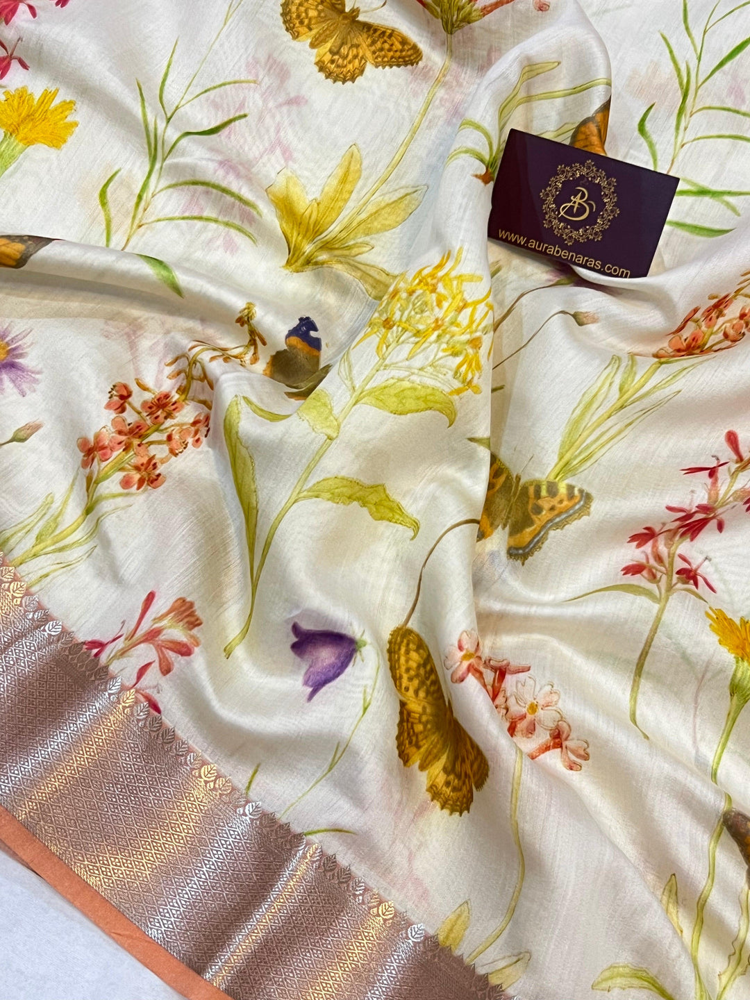 Cream Banarasi Handloom Chiniya Silk Saree - Aura Benaras