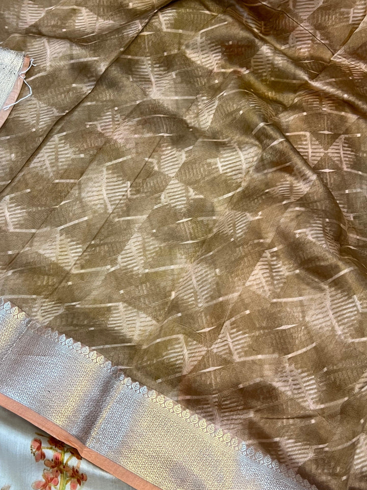 Cream Banarasi Handloom Chiniya Silk Saree - Aura Benaras