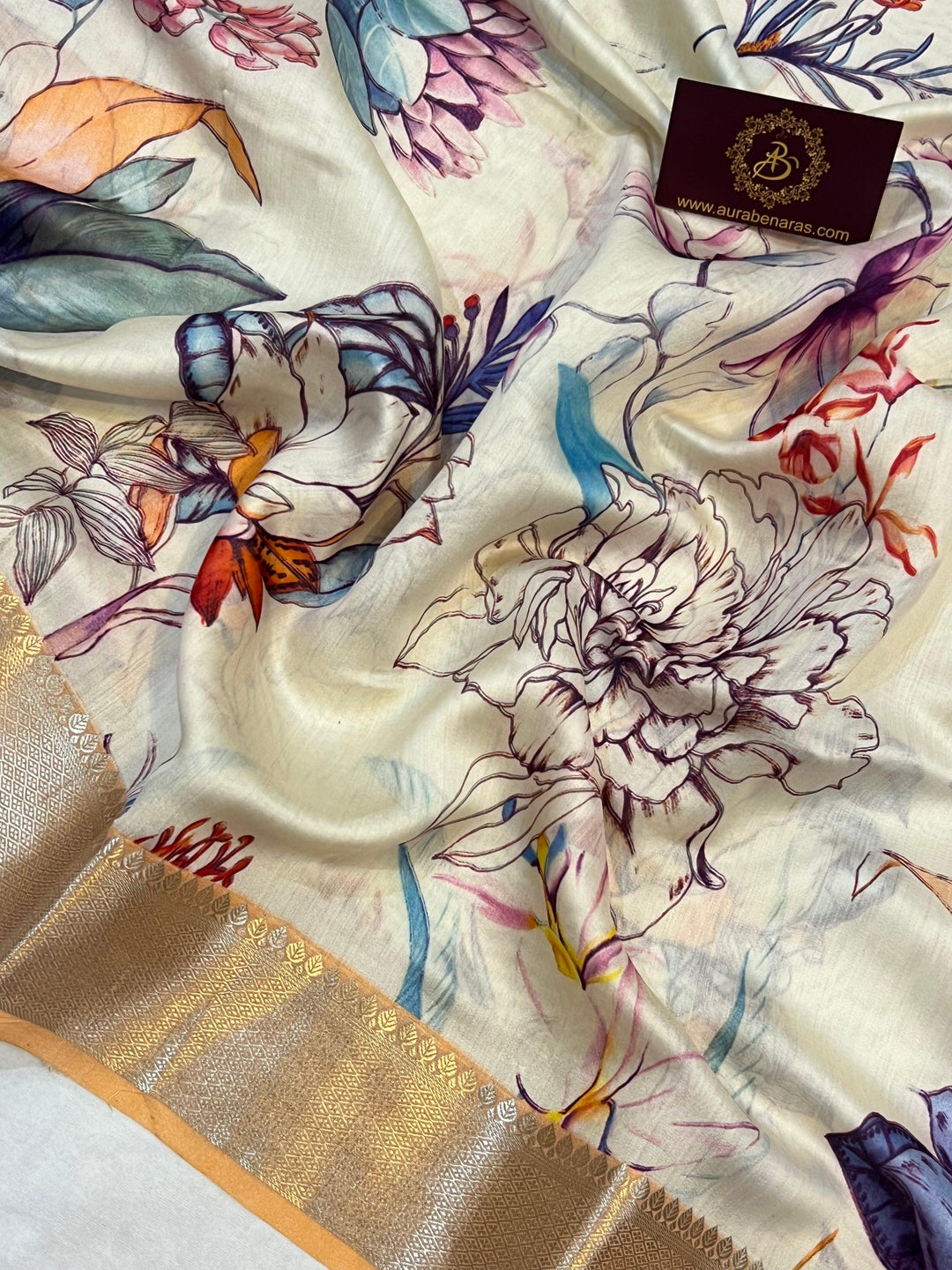 Cream Banarasi Handloom Chiniya Silk Saree - Aura Benaras