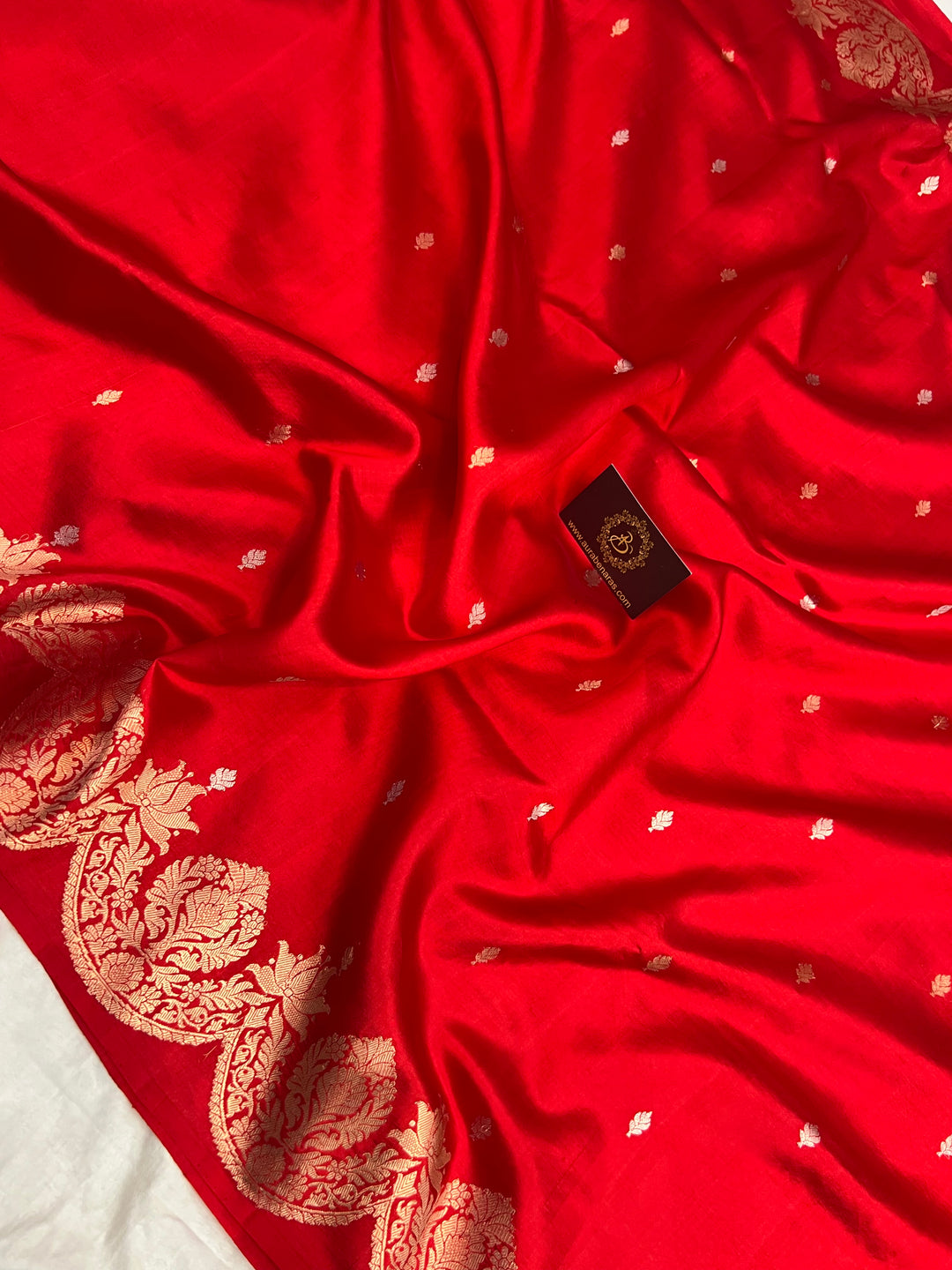 Red Pure Silk Banarasi Saree | Kadhwa Butis & Scallop Border