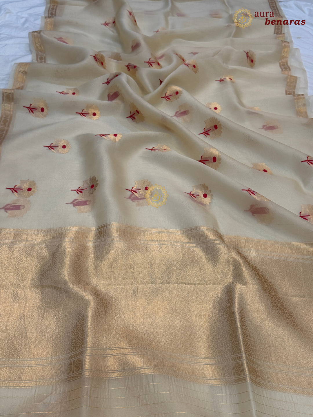 Cream Kora Silk Banarasi Saree with Kadhwa Zari & Meenakari