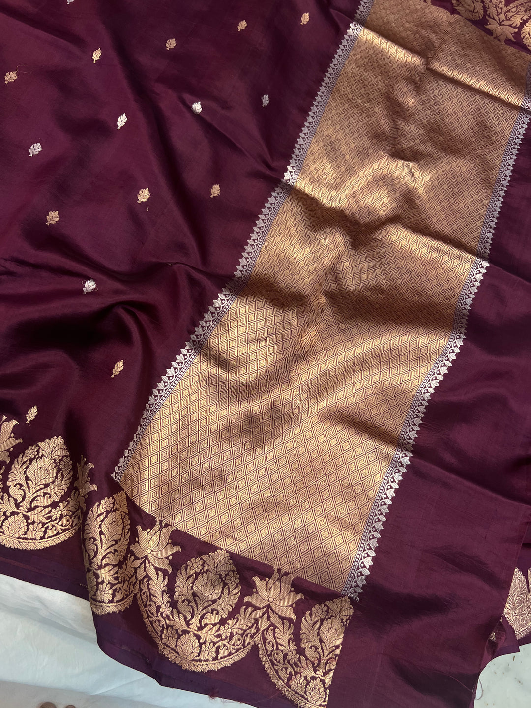 Wine Pure Silk Banarasi Saree | Scallop Border