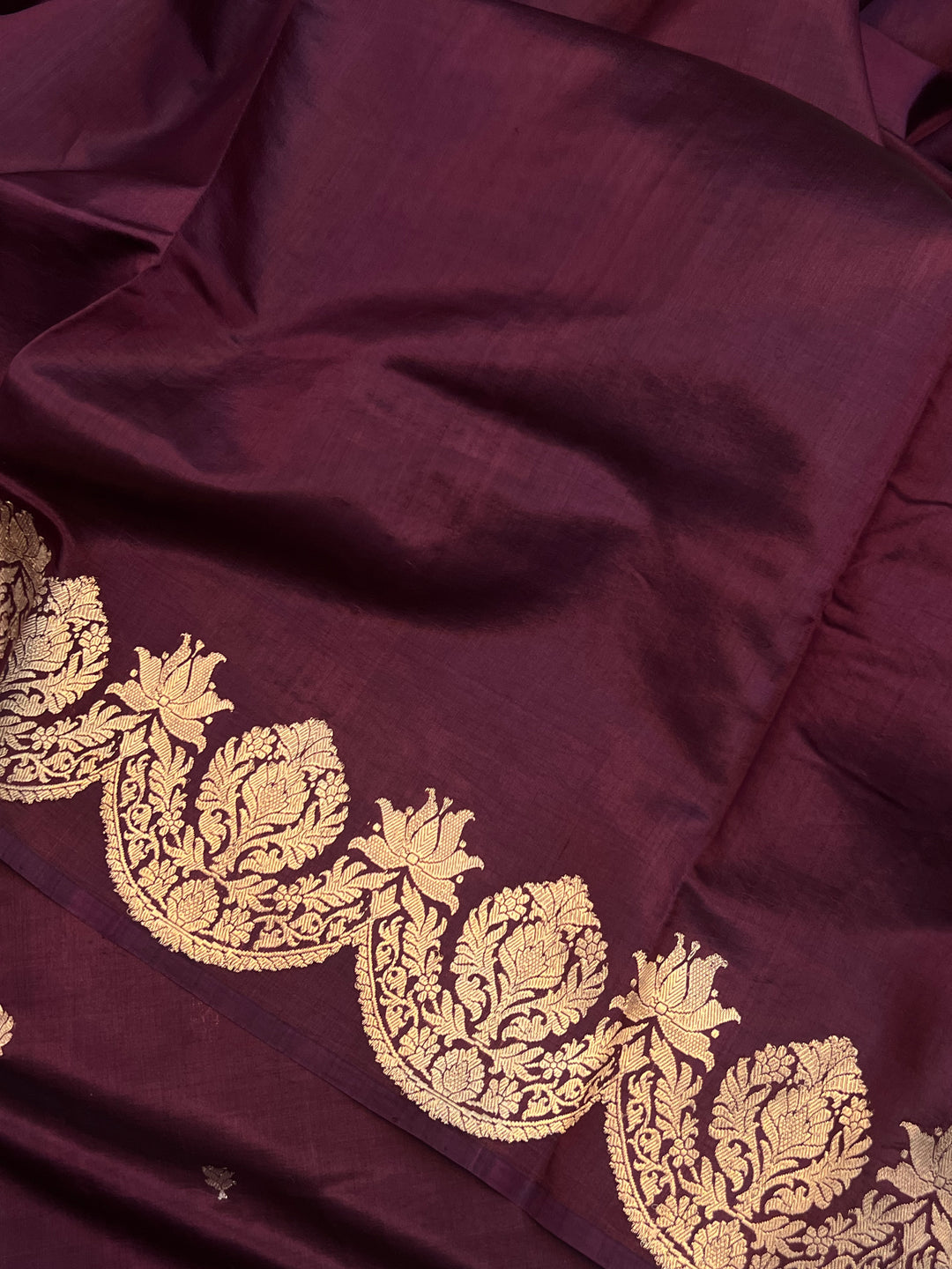 Wine Pure Silk Banarasi Saree | Scallop Border