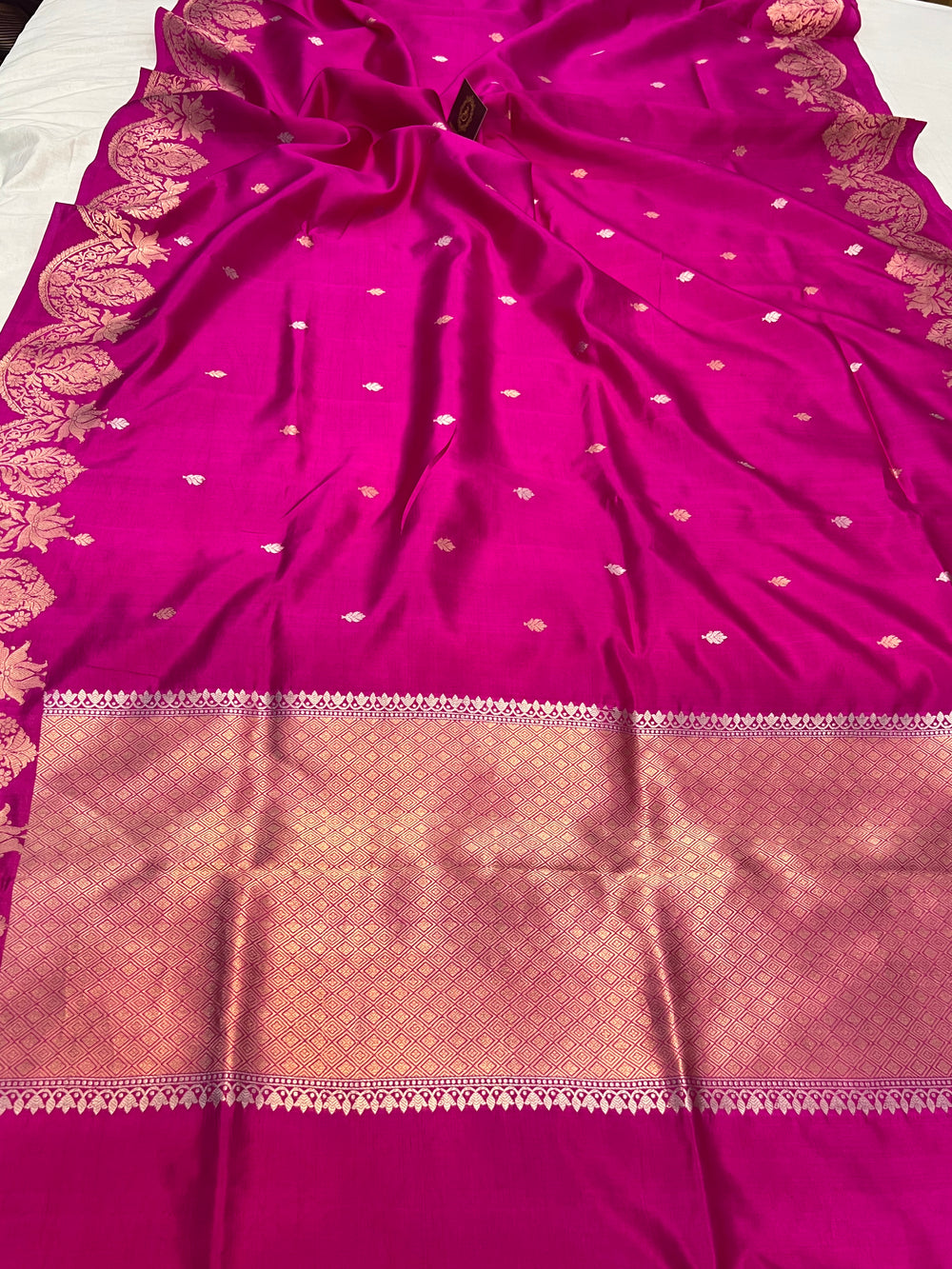 Rani Pink Pure Silk Banarasi Saree | Scallop Border