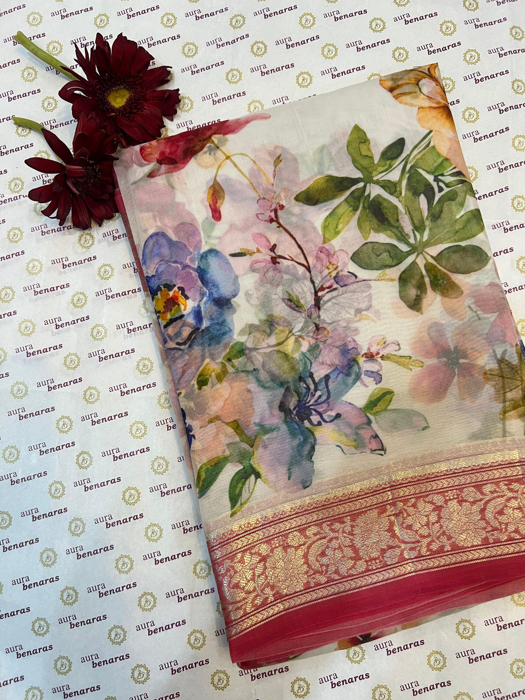 White Banarasi Handloom Kora Silk Saree - Aura Benaras