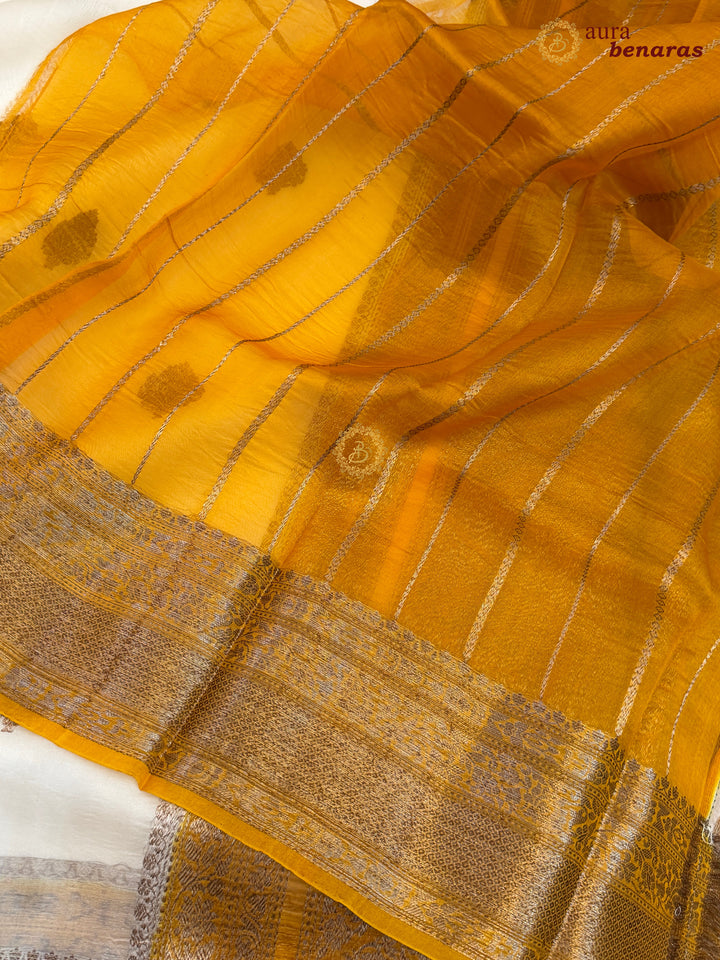 Cream Kora Silk Banarasi Saree with Kadhwa Motifs