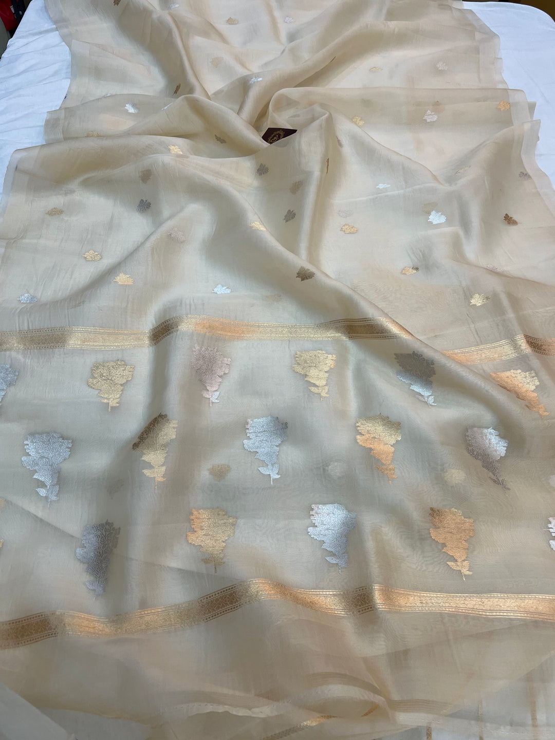 Cream Pure Kora Silk Handloom Banarasi Saree