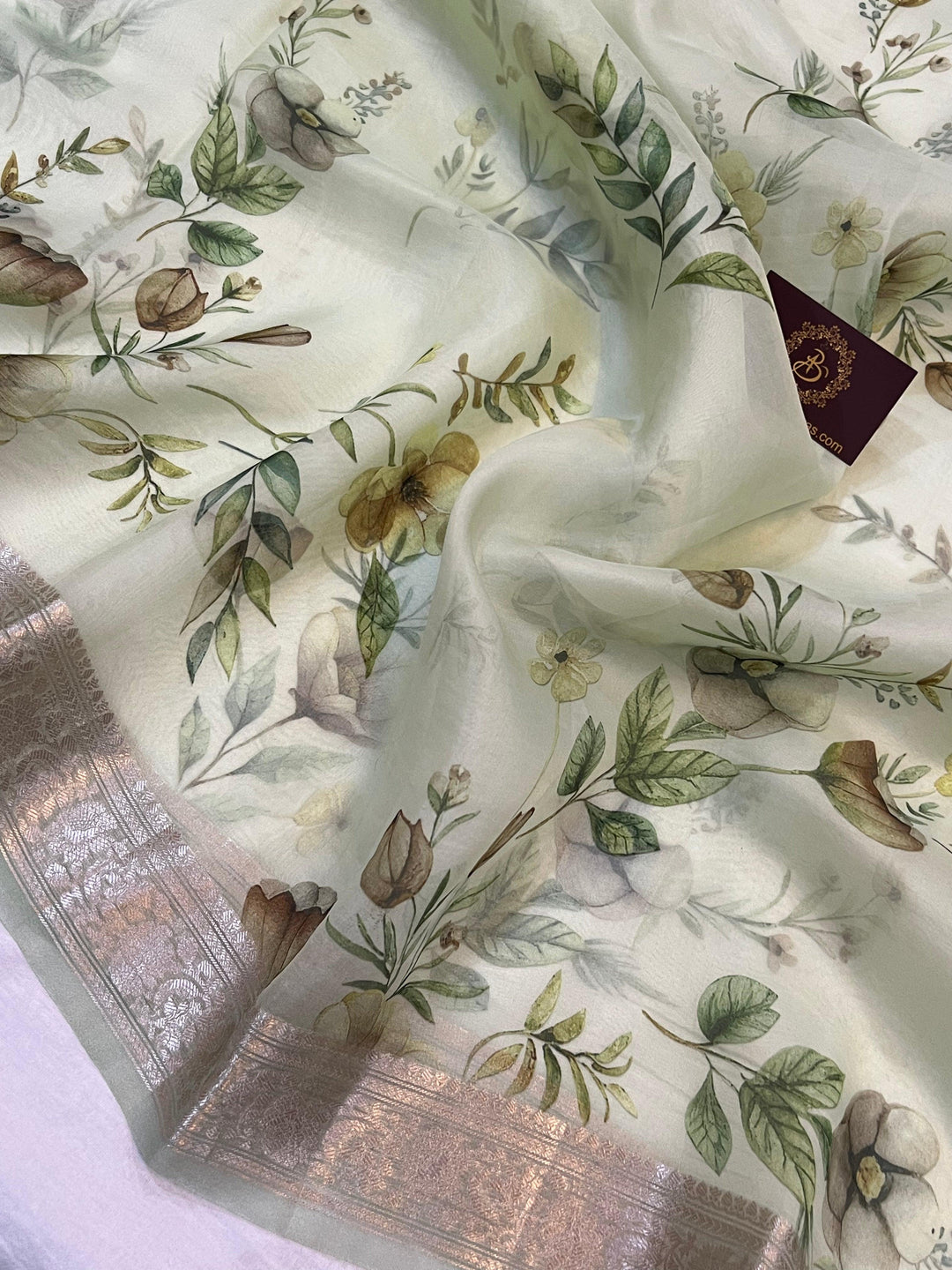 Pale Green Banarasi Handloom Kora Silk Saree - Aura Benaras