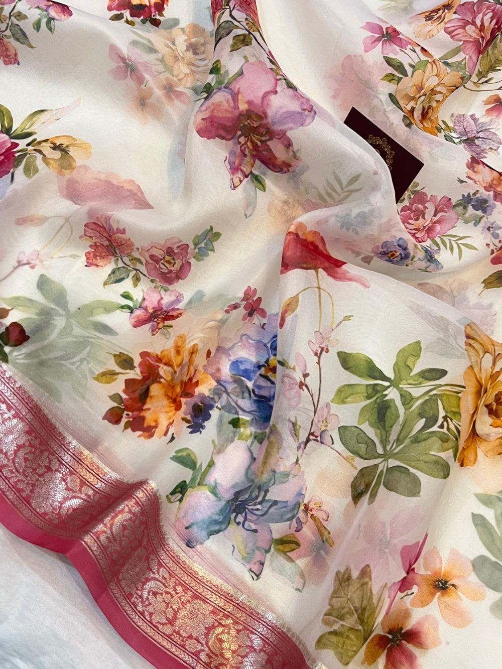 White Banarasi Handloom Kora Silk Saree - Aura Benaras