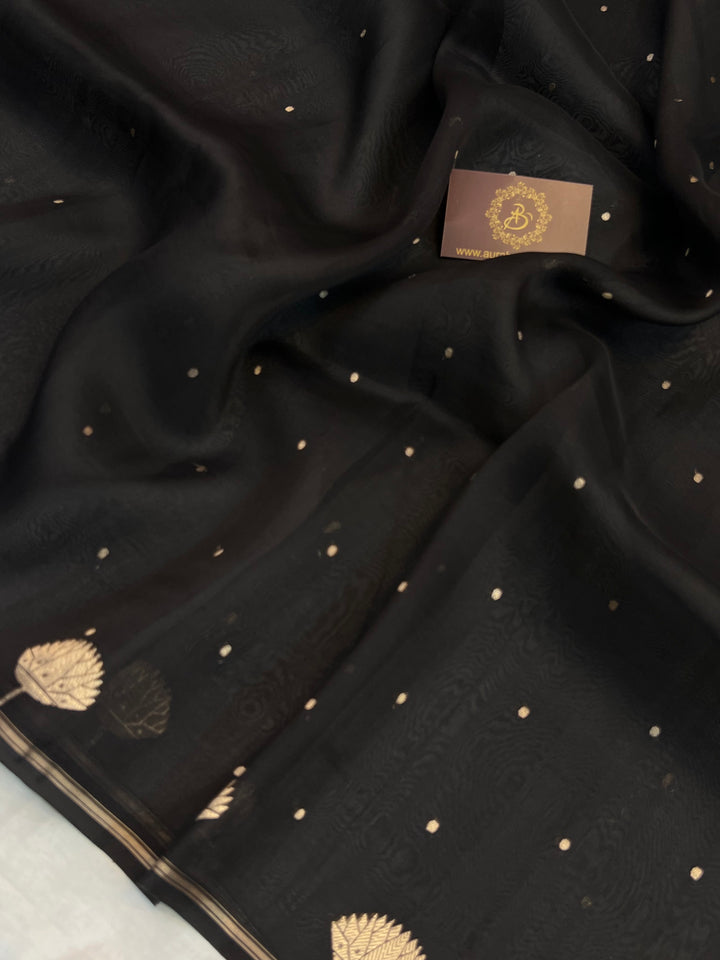 Black Pure Kora Silk Handloom Banarasi Saree - AuraBenaras