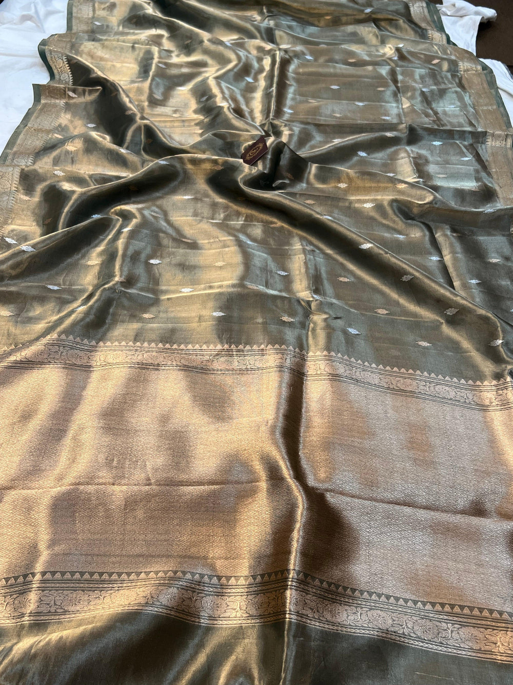 Bottle Green Banarasi Handloom Organza Tissue Silk Saree - Aura Benaras