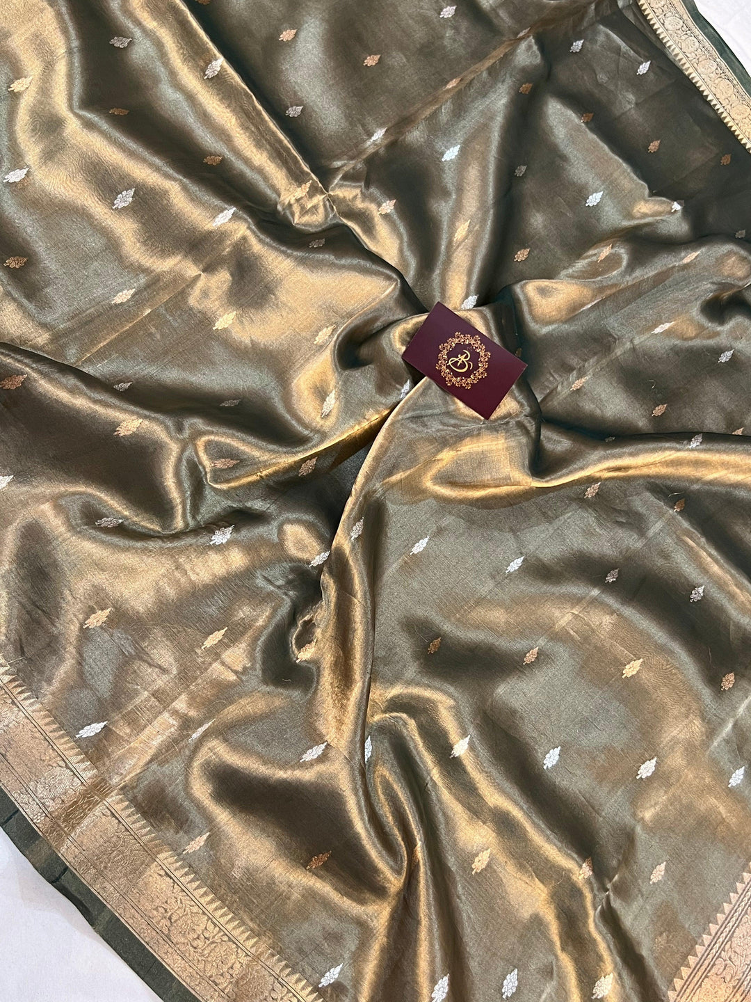 Bottle Green Banarasi Handloom Organza Tissue Silk Saree - Aura Benaras