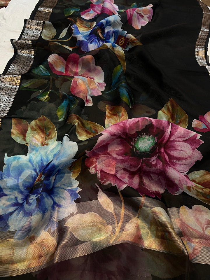 Black Banarasi Handloom Kora Silk Saree - Aura Benaras