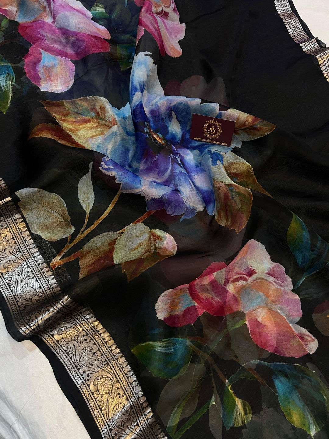 Black Banarasi Handloom Kora Silk Saree - Aura Benaras