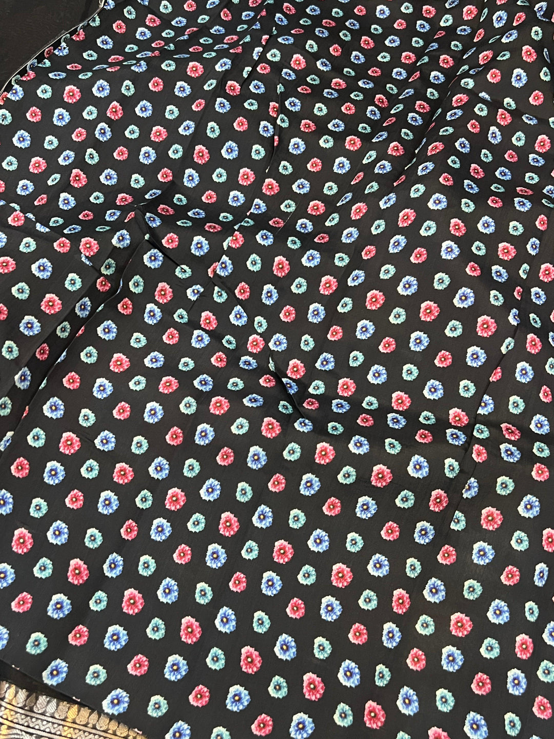 Black Banarasi Handloom Kora Silk Saree - Aura Benaras