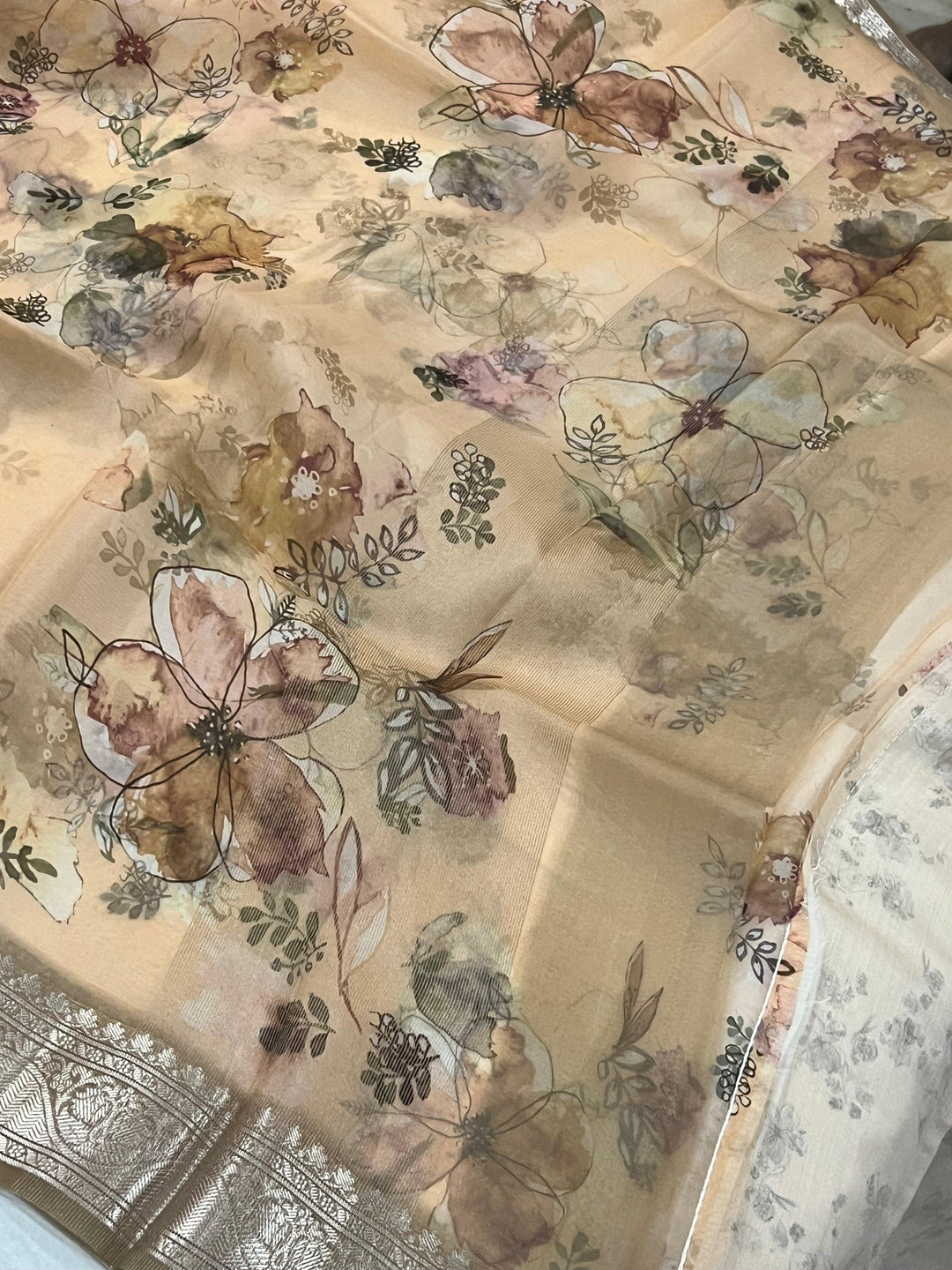 Pale Peach Banarasi Handloom Kora Silk Saree - Aura Benaras