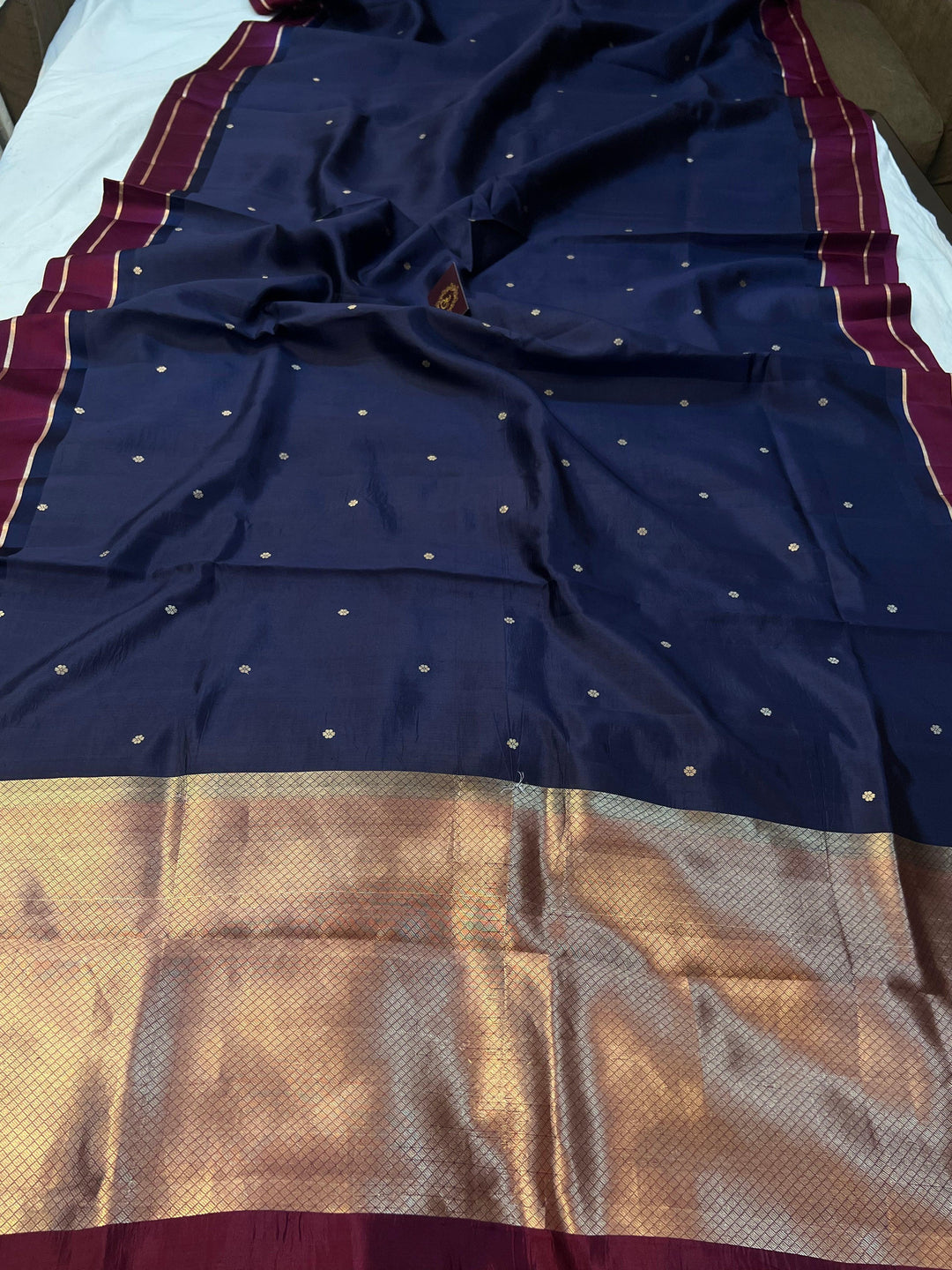 Navy Blue Pure Banarasi Handloom Silk Saree - Aura Benaras