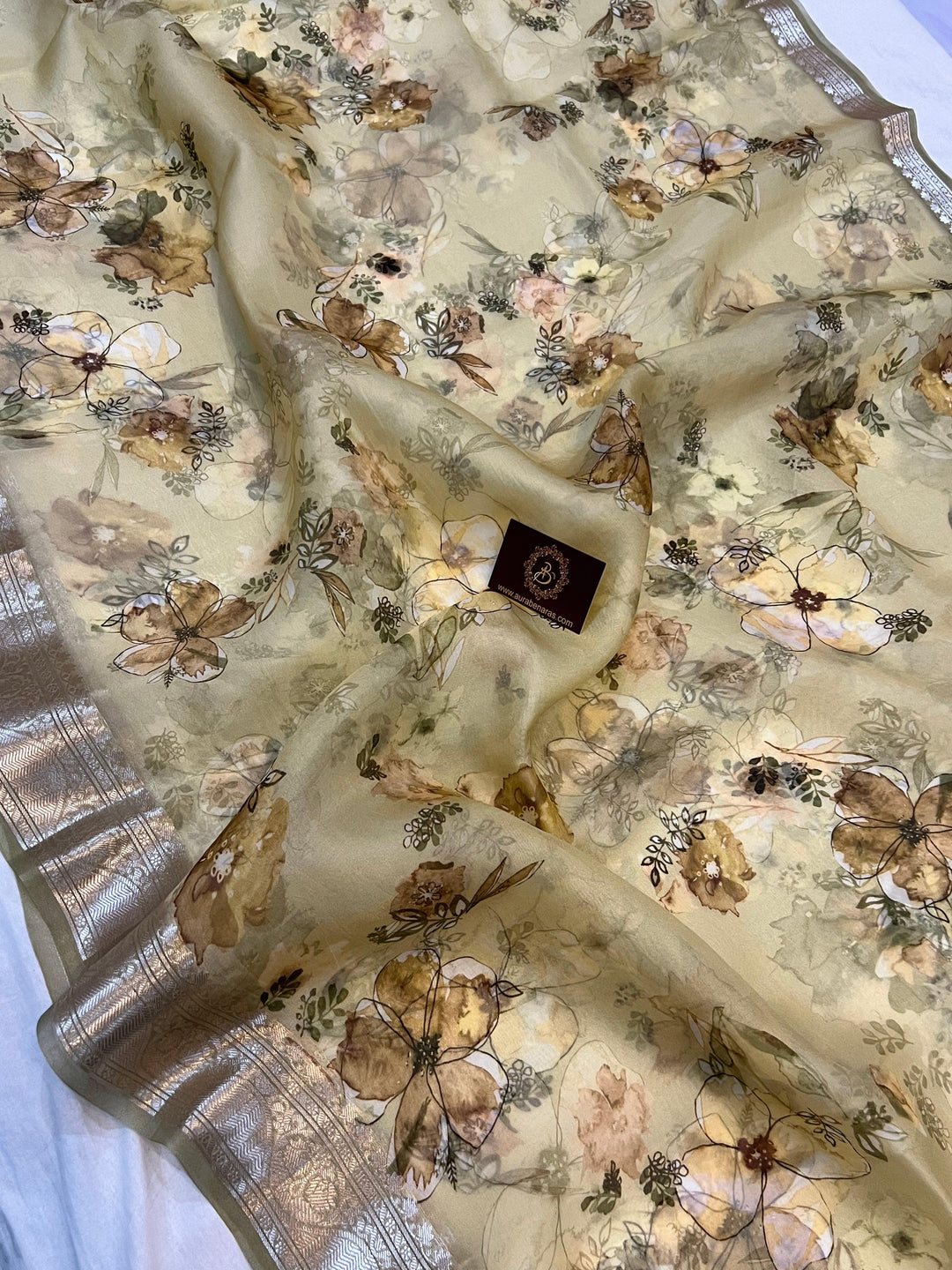 Beige Banarasi Handloom Kora Silk Saree - Aura Benaras