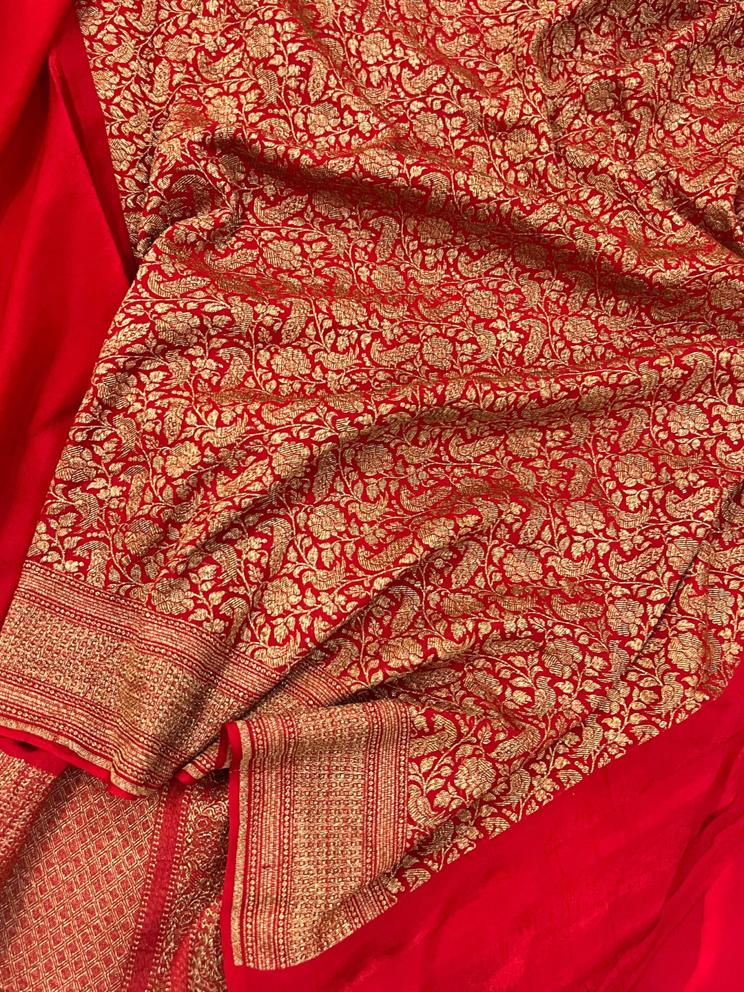 Red Pure Banarasi Khaddi Crepe Silk Saree - Aura Benaras