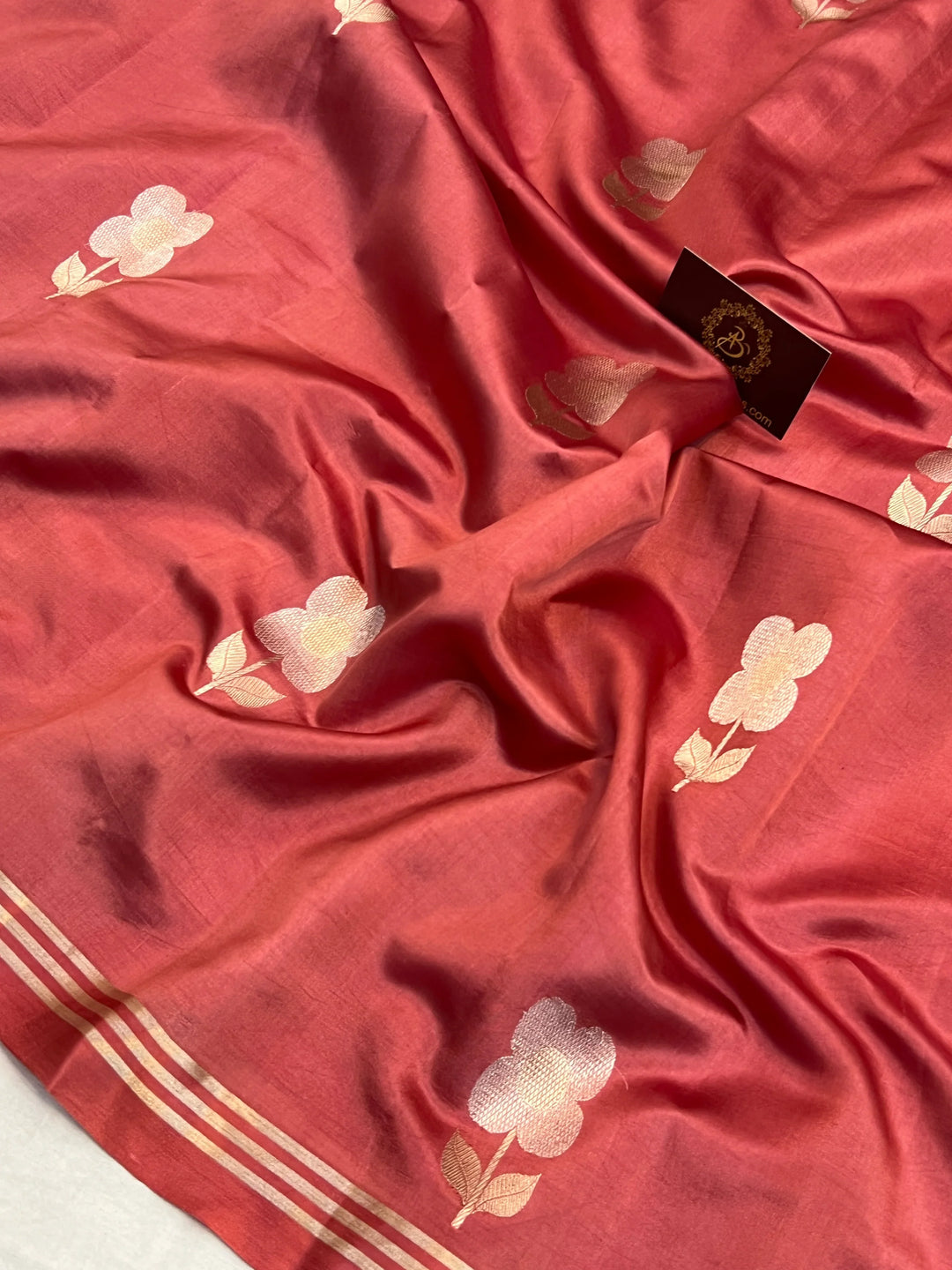 Onion Pure Silk Handloom Banarasi Saree