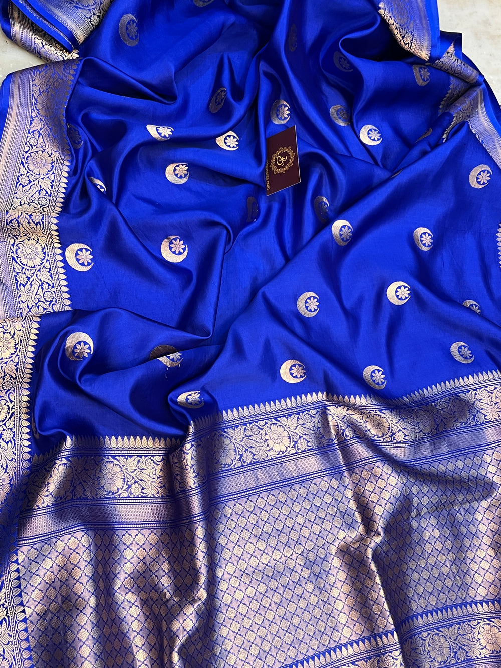 Royal Blue Pure Silk Banarasi Saree with Kadhwa Chand butis