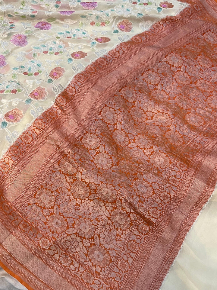 Off White Rangkaat Banarasi Khaddi Georgette Saree - Aura Benaras