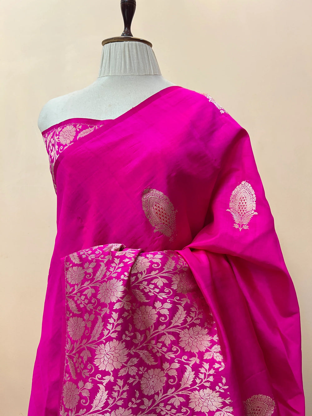 Rani Pink Pure Silk Handloom Banarasi Saree