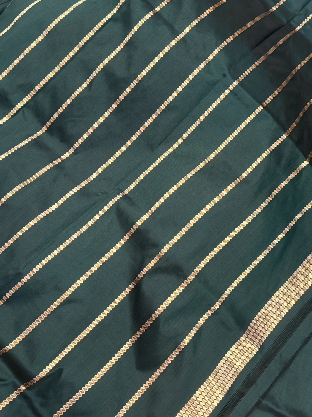 Bottle Green Pure Katan Silk Handloom Banarasi Saree