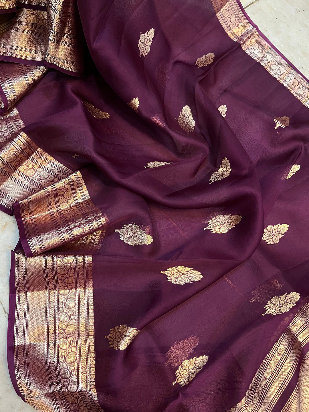 Wine Banarasi Handloom Kora Silk Saree - Aura Benaras