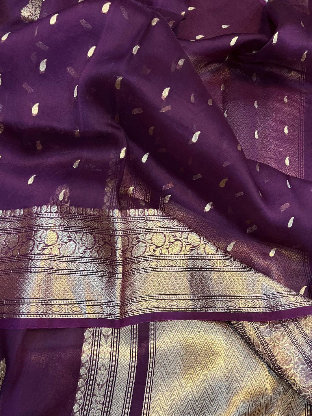 Wine Banarasi Handloom Kora Silk Saree - Aura Benaras