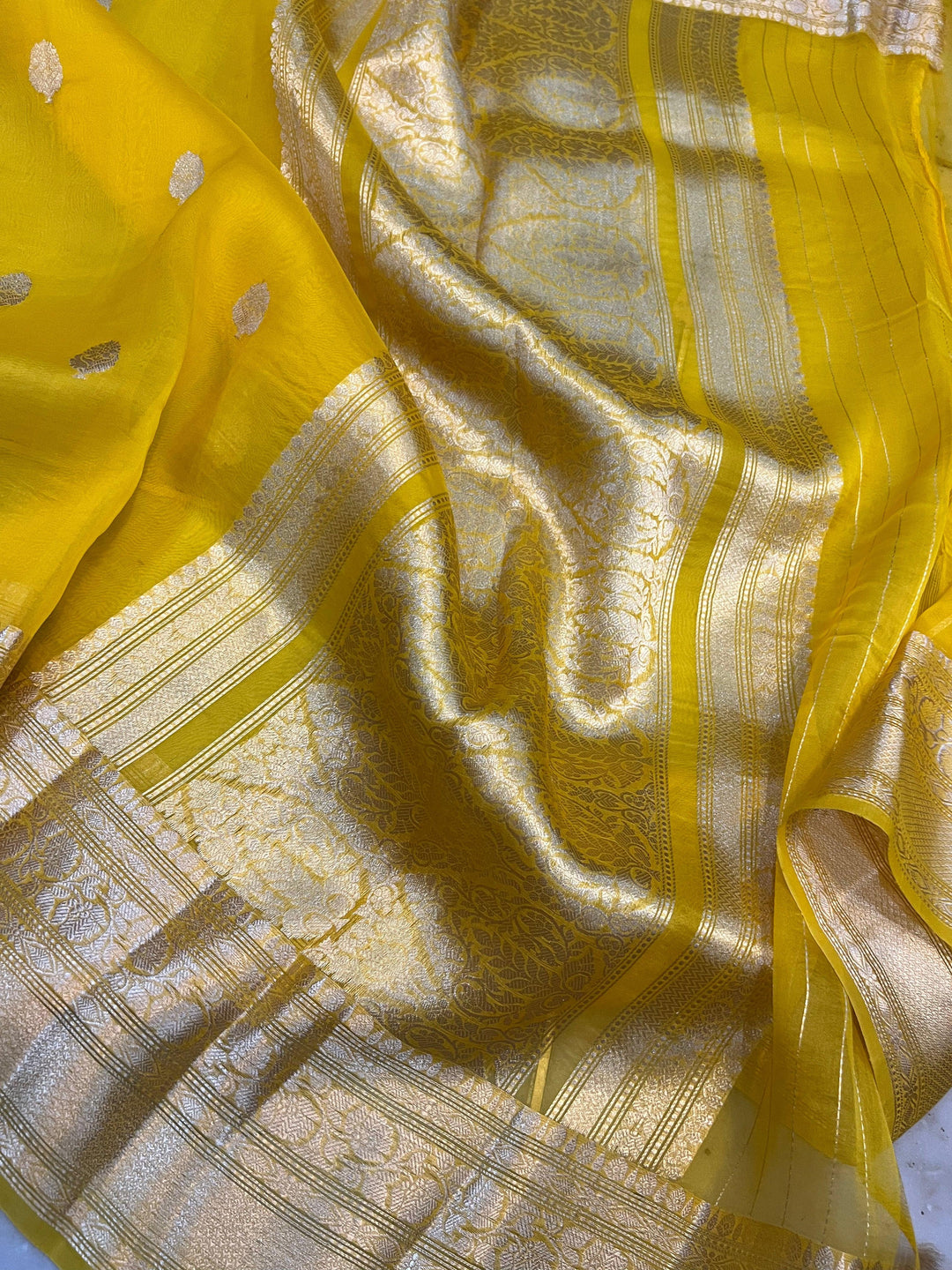 Yellow Banarasi Handloom Kora Silk Saree - Aura Benaras